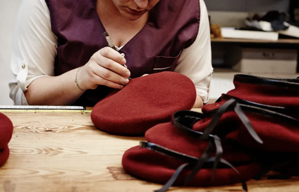 Making of Beret hats